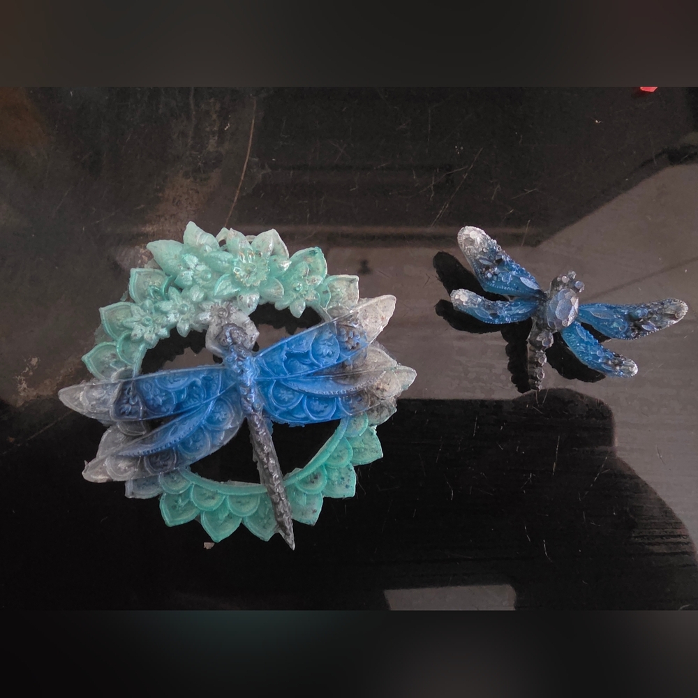 Women's Brooch Lot Of 2 Dragonflies Costune Jewelry, Handmade With Resin